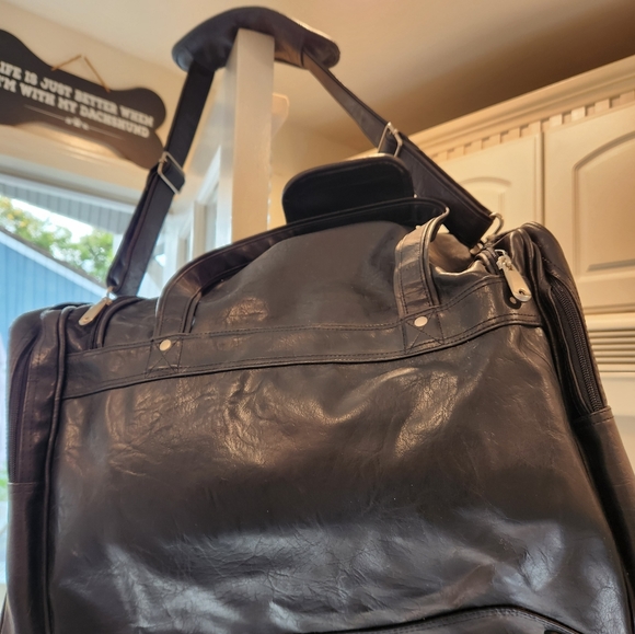 Rare Hollywood Studio Paramount pictures anniversary duffel bag - Picture 6 of 7